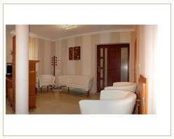 Slider image (8) PruDent-Hungary | Italian Patient Center